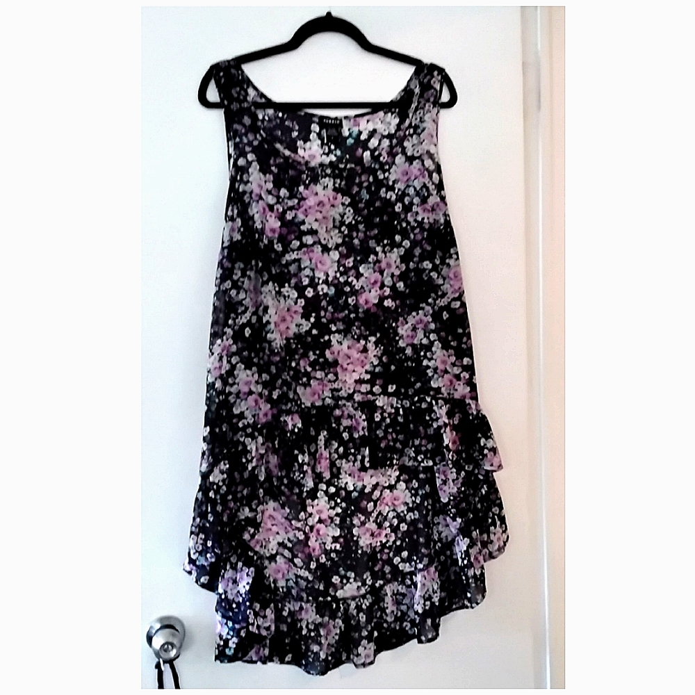 Torrid, Floral Chiffon, Hi Lo Ruffled Hem, Black / Purple, Size 2X